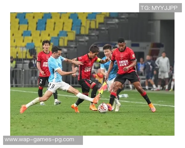 成都足球俱乐部诚邀热爱足球的你加入我们共同追逐梦想的旅程 成都足球俱乐部诚邀热爱足球的你加入我们共同追逐梦想的旅程